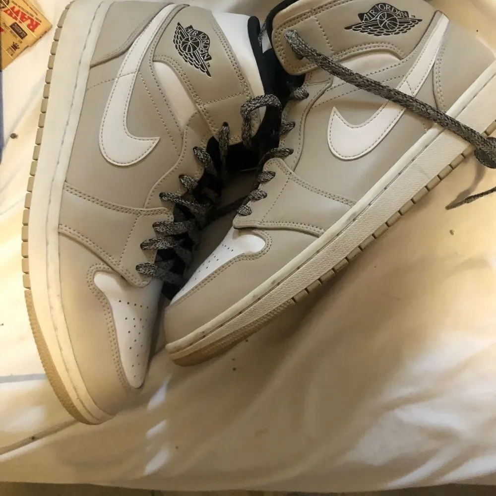 Jordan 1 cool grey not Yeezy or Jordan 3 or Nike dunk desert sand